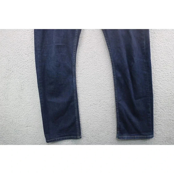 Men's Dark Denim Eddie Bauer Jeans-32 x 30 - Picture 2 of 8